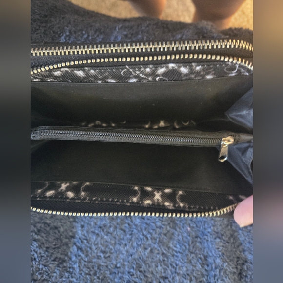 Wallet - Picture 3 of 5